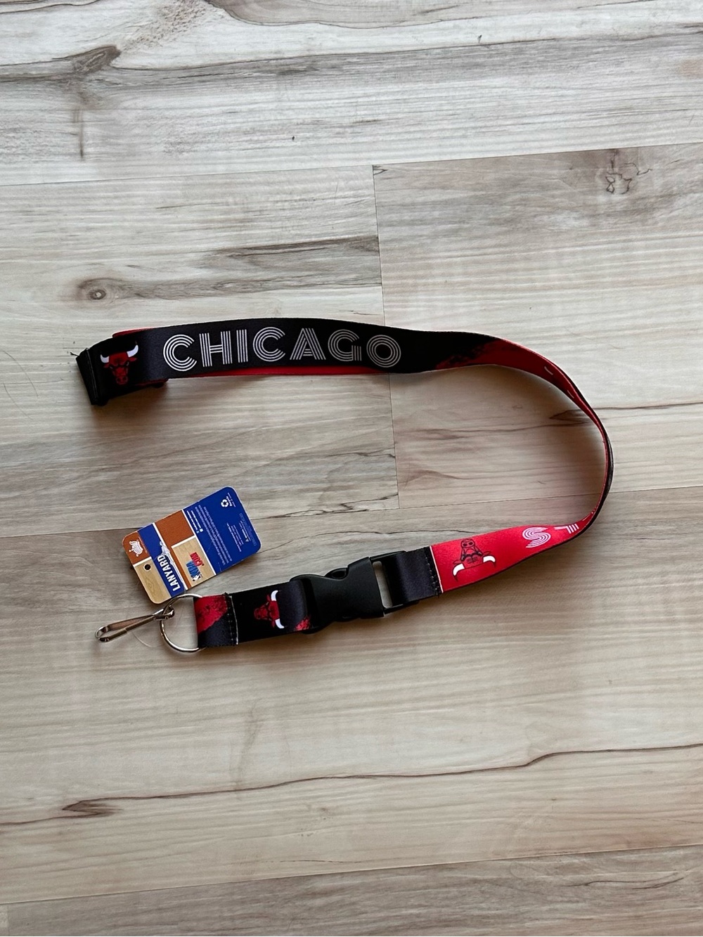 NBA Chicago Bulls Black & Red Lanyard